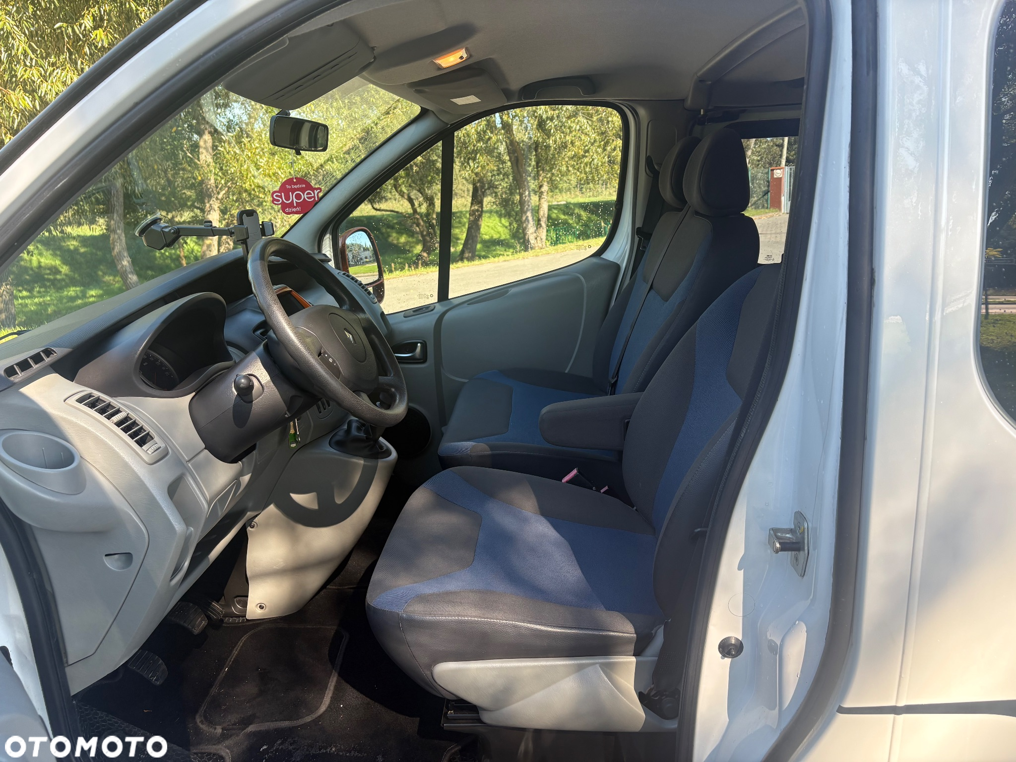 Renault Trafic 2.0 dCi 115 Combi L1H1 - 8
