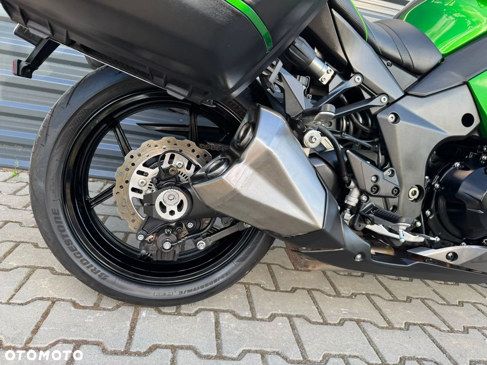 Kawasaki Ninja 1000 SX - 16