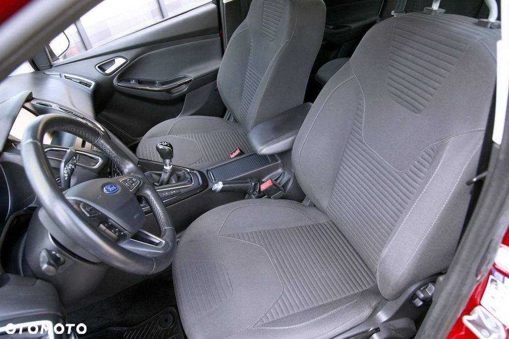 Ford Focus - 20