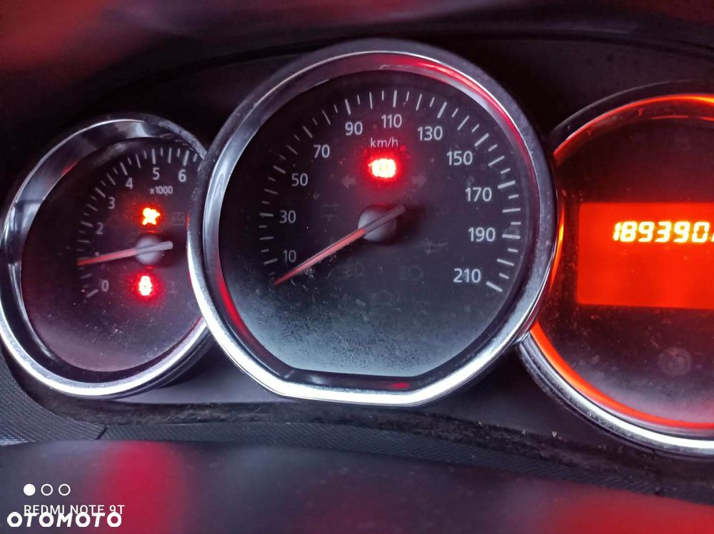 Dacia Duster dCi 110 FAP 4x2 Urban Explorer - 8