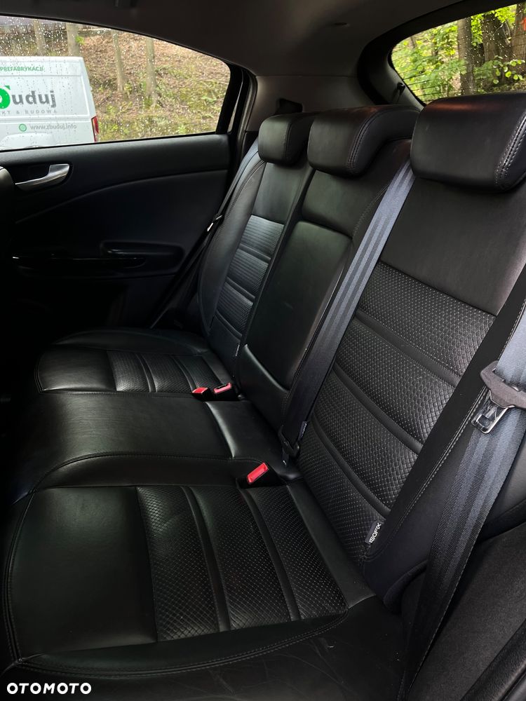 Alfa Romeo Giulietta 1.6 JTDM Distinctive - 12