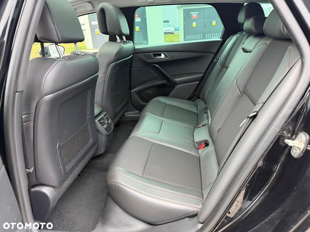 Peugeot 508 RXH BlueHDi 180 EAT6 Stop&Start - 23