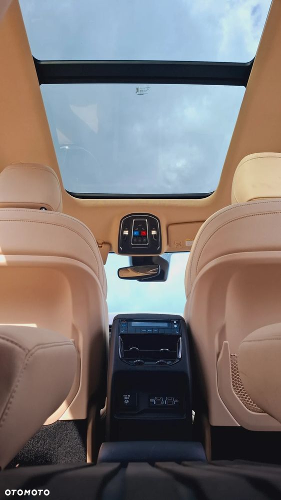 Jeep Grand Cherokee - 14