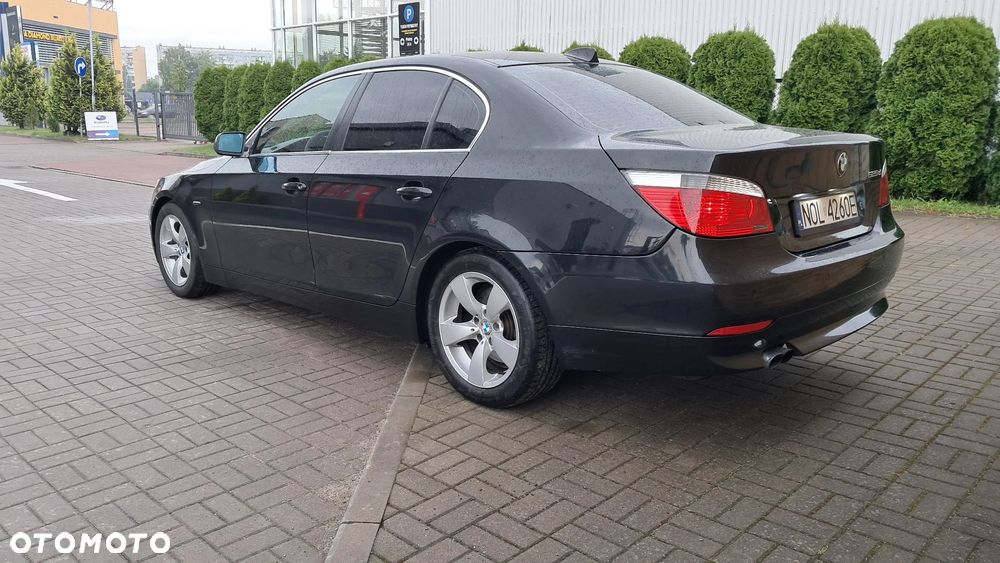 BMW Seria 5 525d - 5