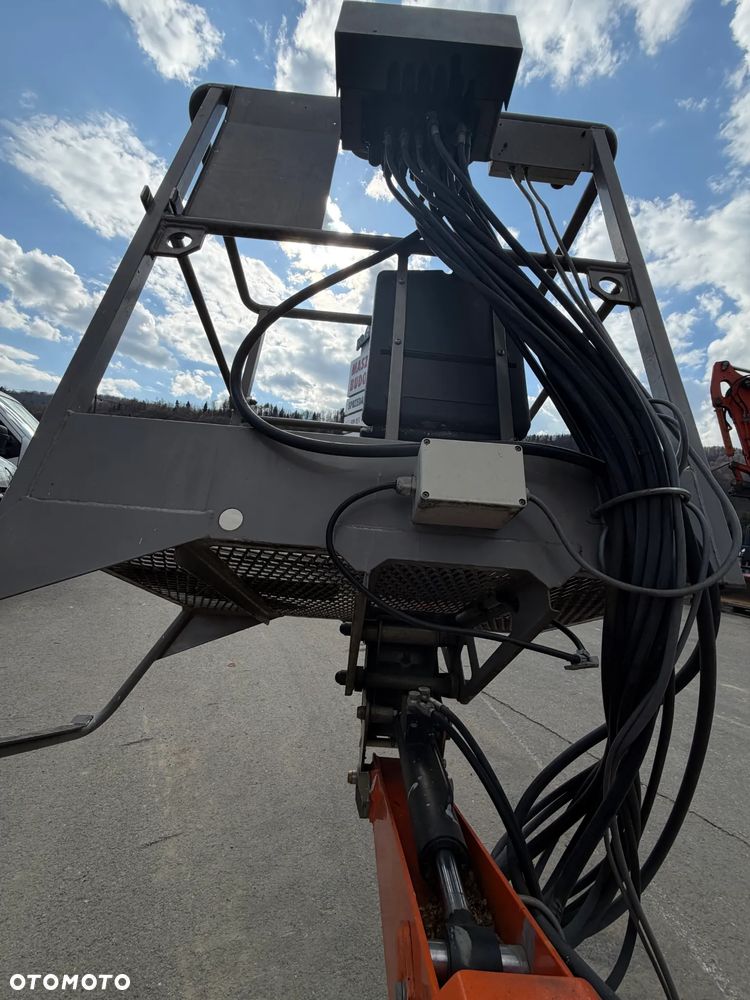 Nifty 170 HAC Zwyżka koszowa 17 metrów Podnośnik. jak Nowa z salonu 2016rok. PRĄD 230v. 4sekcje sterowania na dole Nowy model! Z komuny Norweskiej. Używana była 1 raz do roku. Serwisowana w DEKRA do końca  OKAZJA. Zwyżka Obrotowa. Poziomowanie kosza. Pełna Hydraulika. - 23