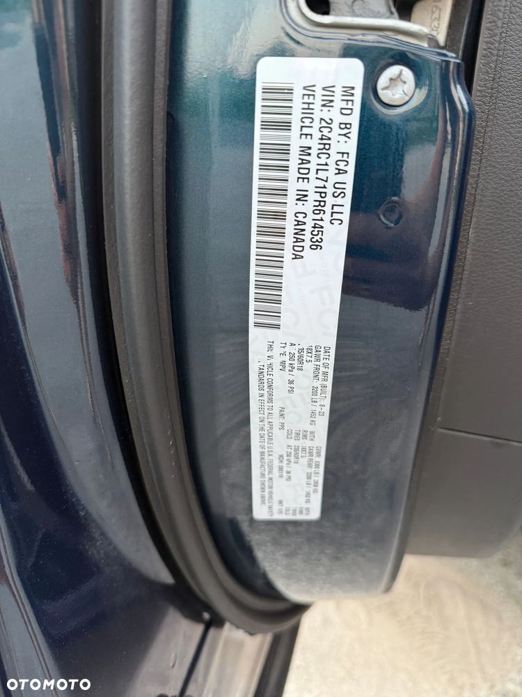 Chrysler Pacifica - 15