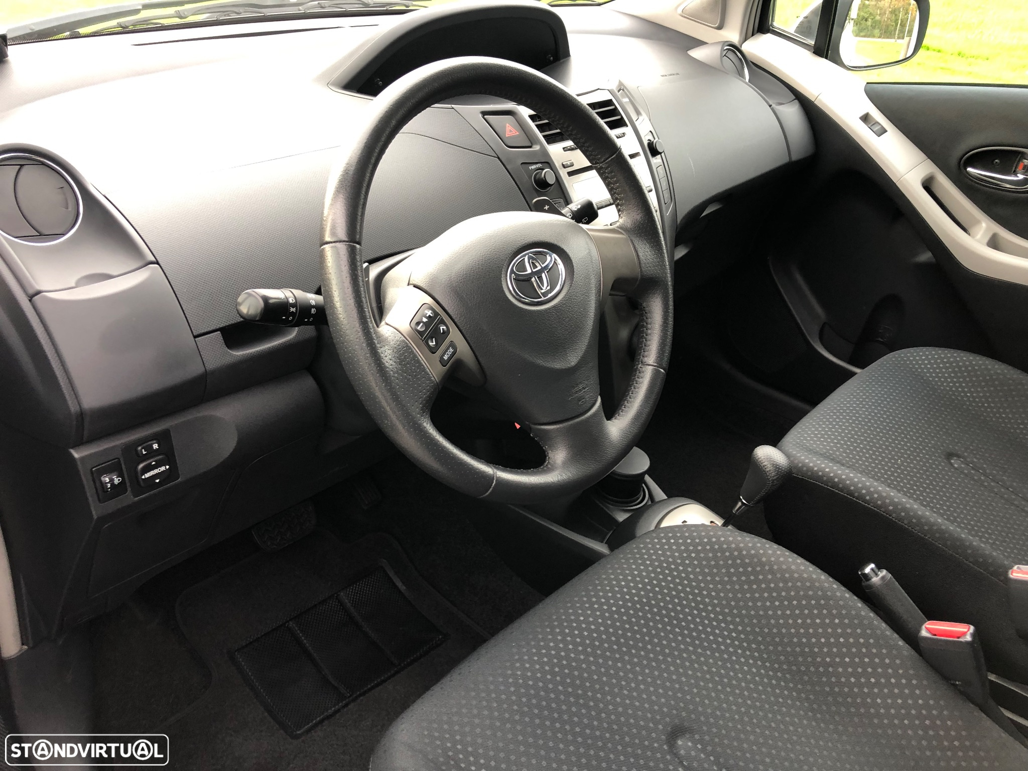 Toyota Yaris 1.33 VVT-i Multi Mode Sol - 12