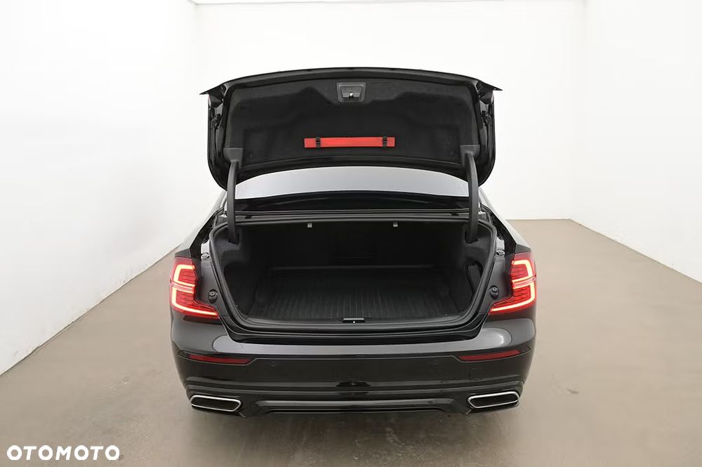 Volvo S60 B4 B Geartronic RDesign - 19