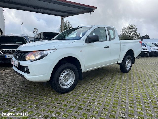 Mitsubishi L200 CLUB 4X4 154 cv 3Lug. - 4