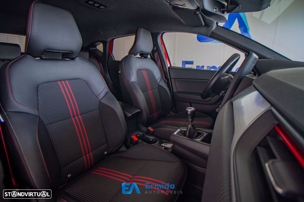 Renault Captur 1.3 TCe RS Line - 24