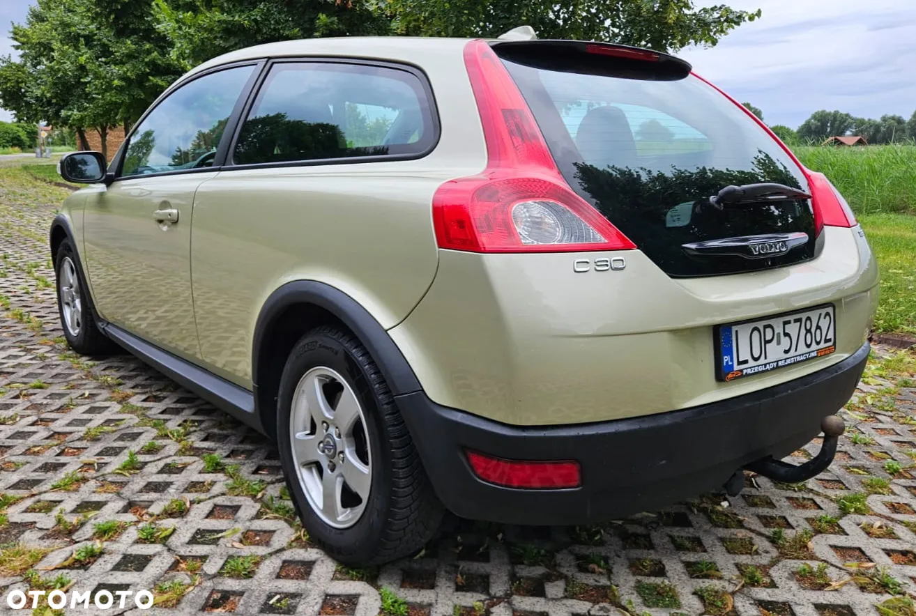 Volvo C30 1.8 Momentum - 6