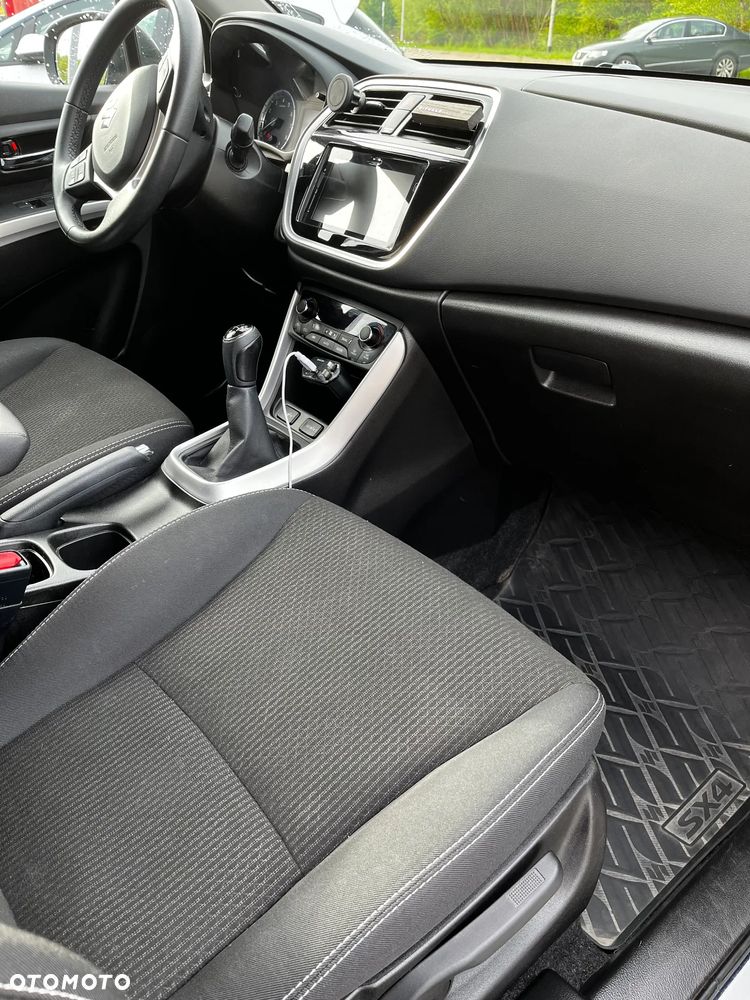Suzuki SX4 - 15