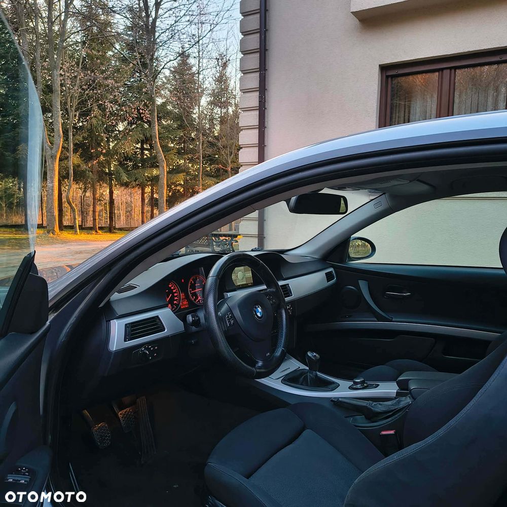 BMW Seria 3 320d - 9