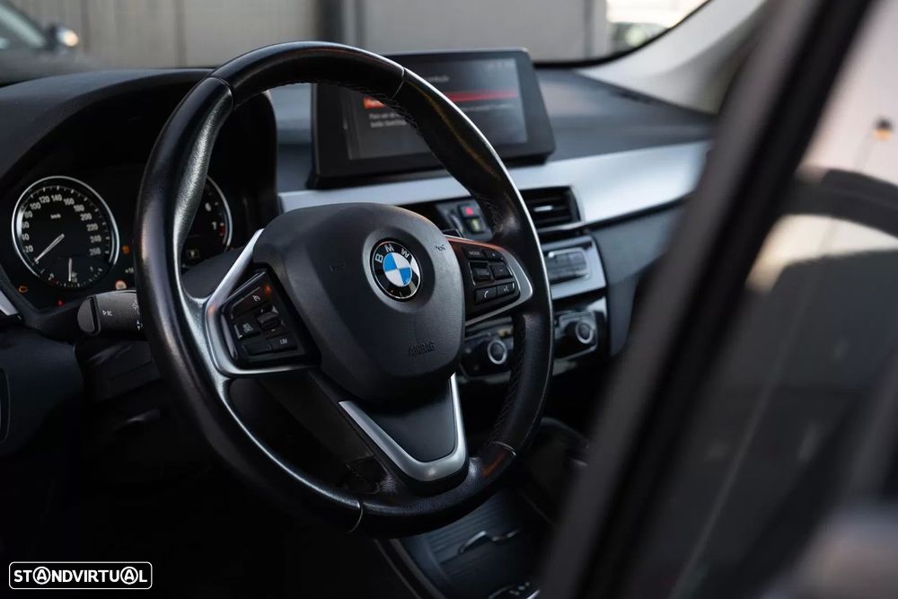 BMW X1 xDrive25e Sport Line - 10