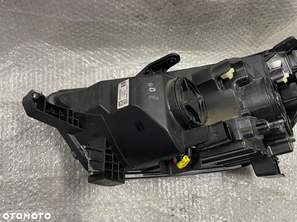 LAMPA PRZÓD PRAWA H7 LED OPEL MOKKA X 42589989 ORYGINAŁ - 21