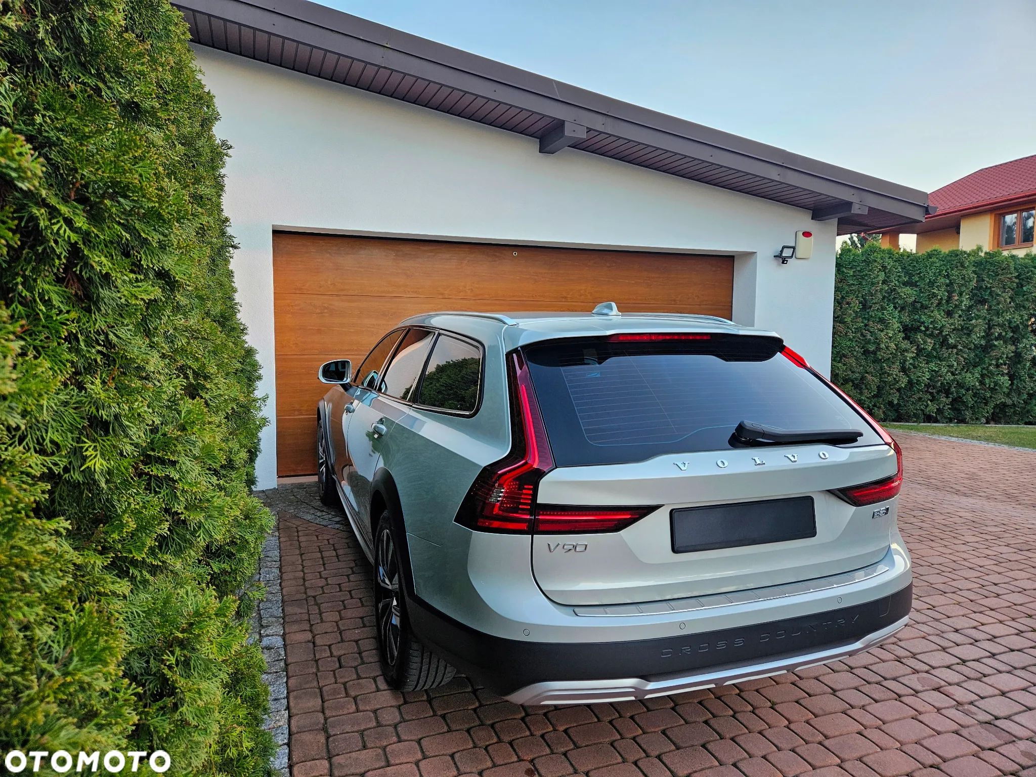 Volvo V90 Cross Country - 9