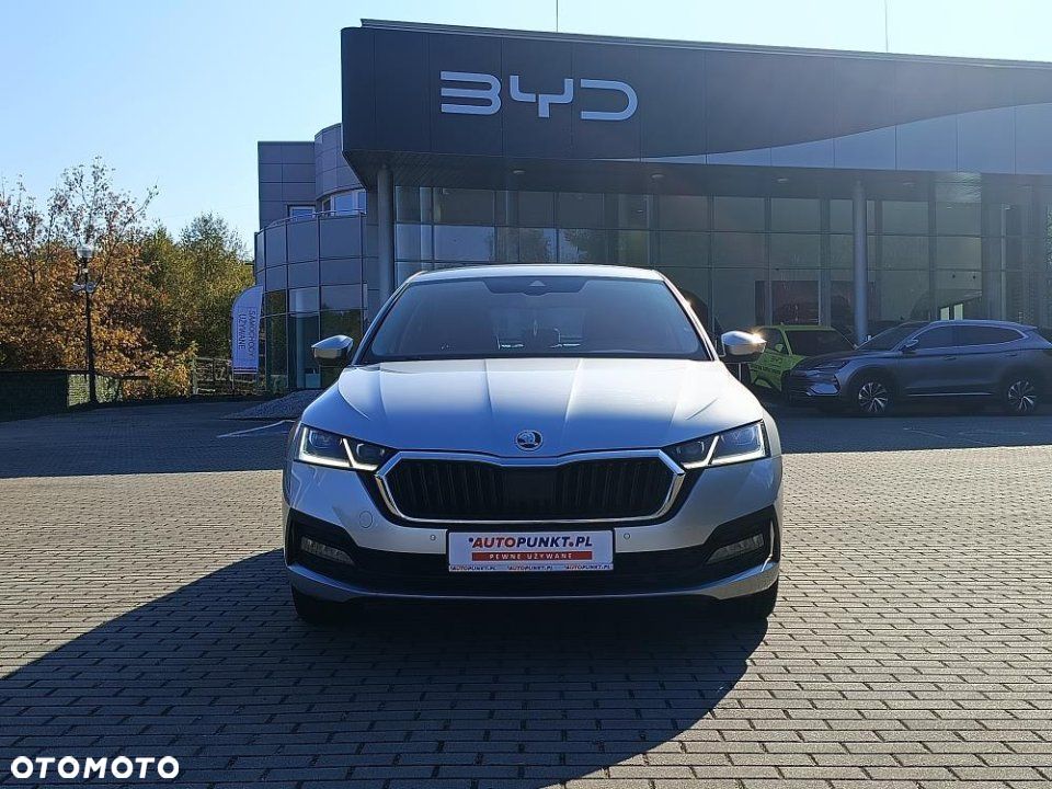 Skoda Octavia - 8