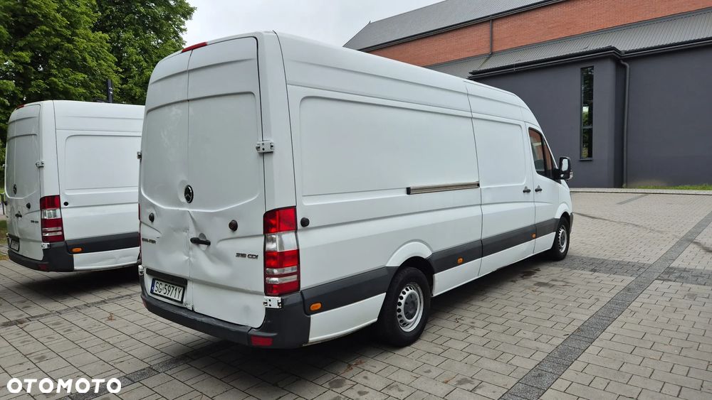 Mercedes-Benz SPRINTER - 3