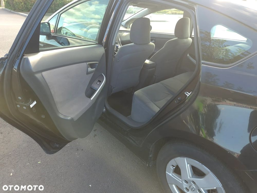 Toyota Prius - 21