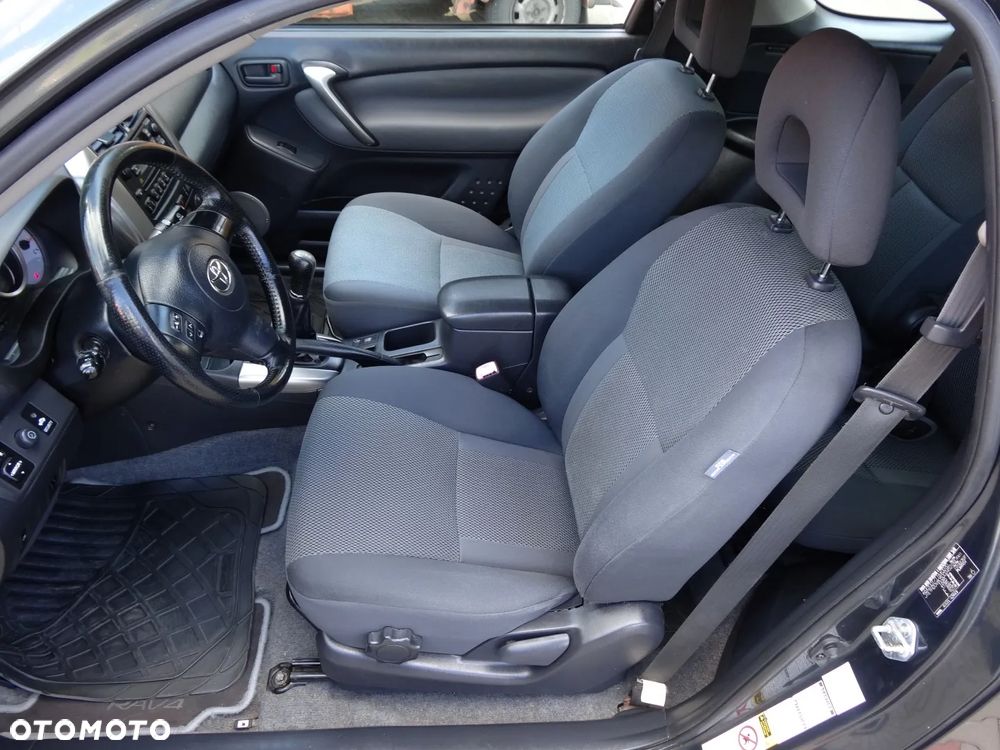 Toyota RAV4 4x4 Sol - 19