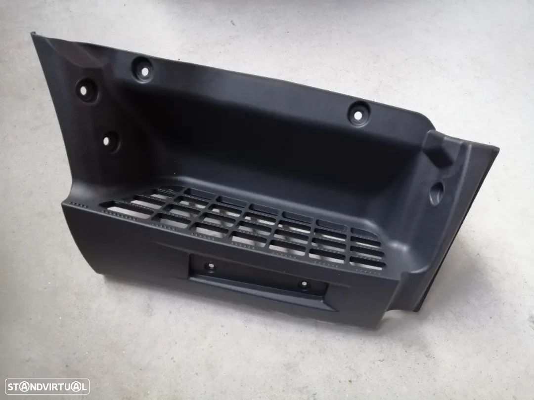 Estribo Degrau Pousa pés Mitsubishi Canter Fuso Fe7 Fe8 NOVOS - 1