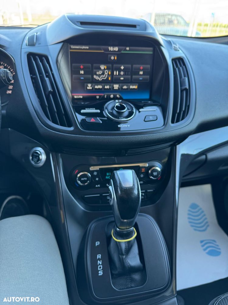 Ford Kuga - 9