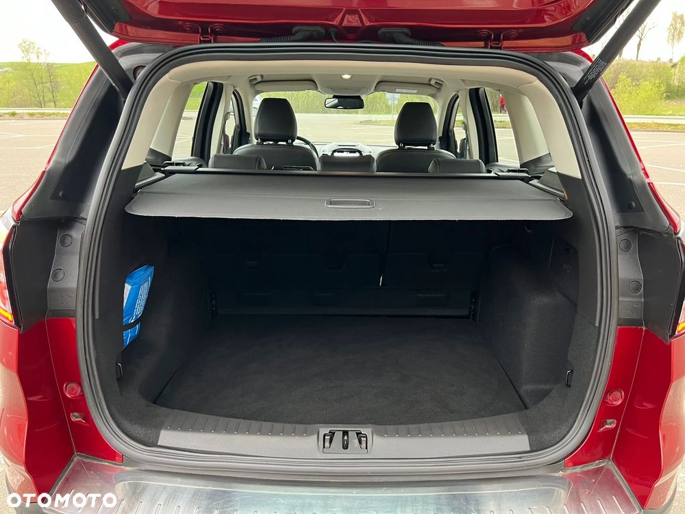 Ford Kuga - 14