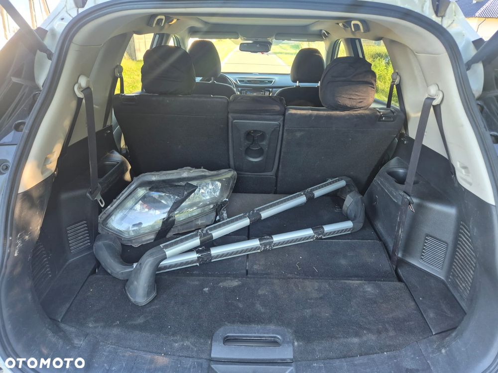 Nissan X-Trail 1.6 DCi Tekna 2WD Xtronic 7os - 12