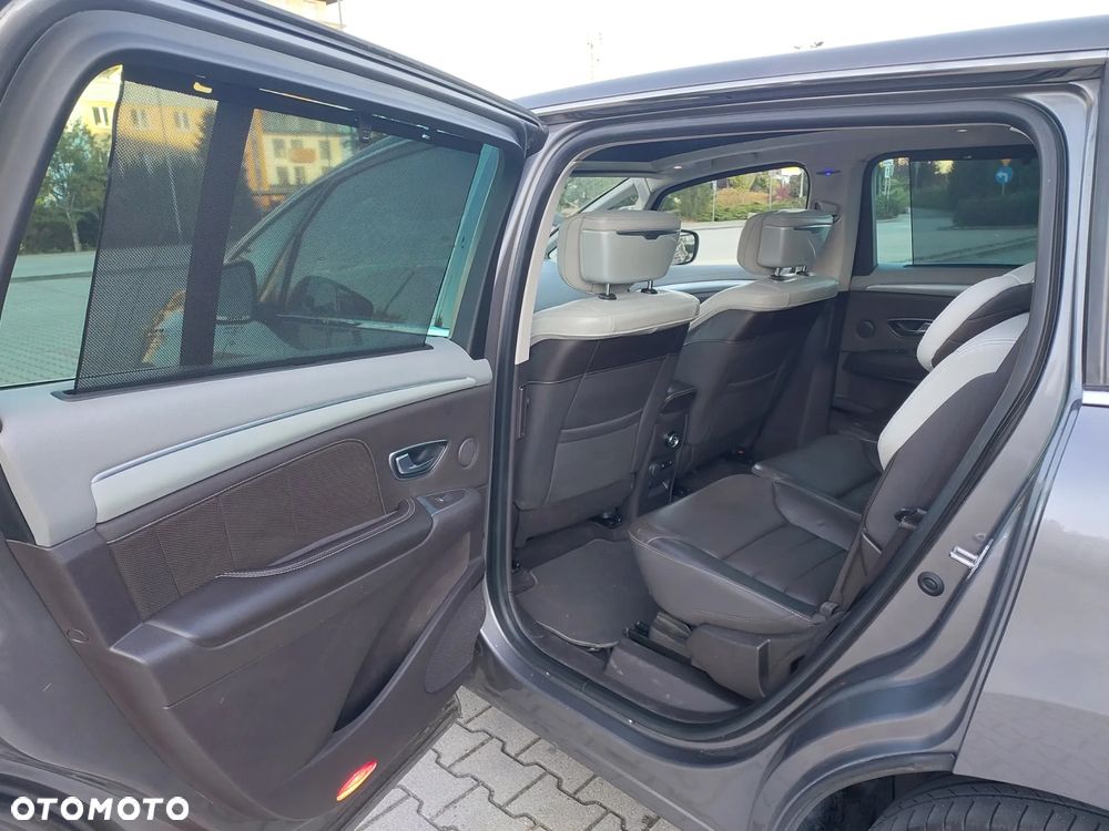 Renault Espace 1.6 dCi Energy Initiale Paris EDC 7os - 19