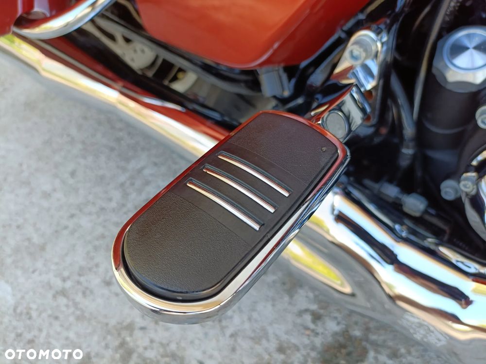 Harley-Davidson Touring Street Glide - 24