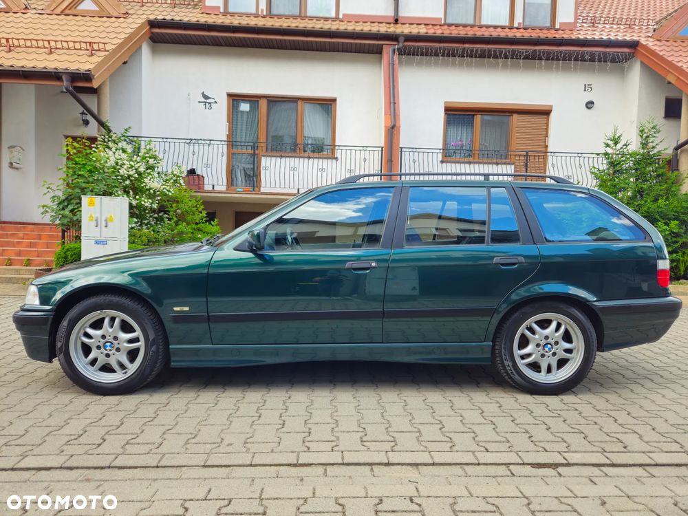 BMW Seria 3 318i - 14