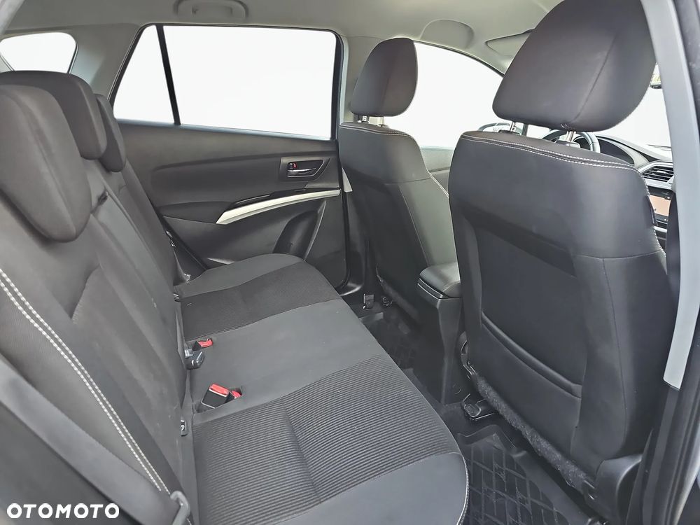 Suzuki SX4 S-Cross 1.0 T Premium - 11