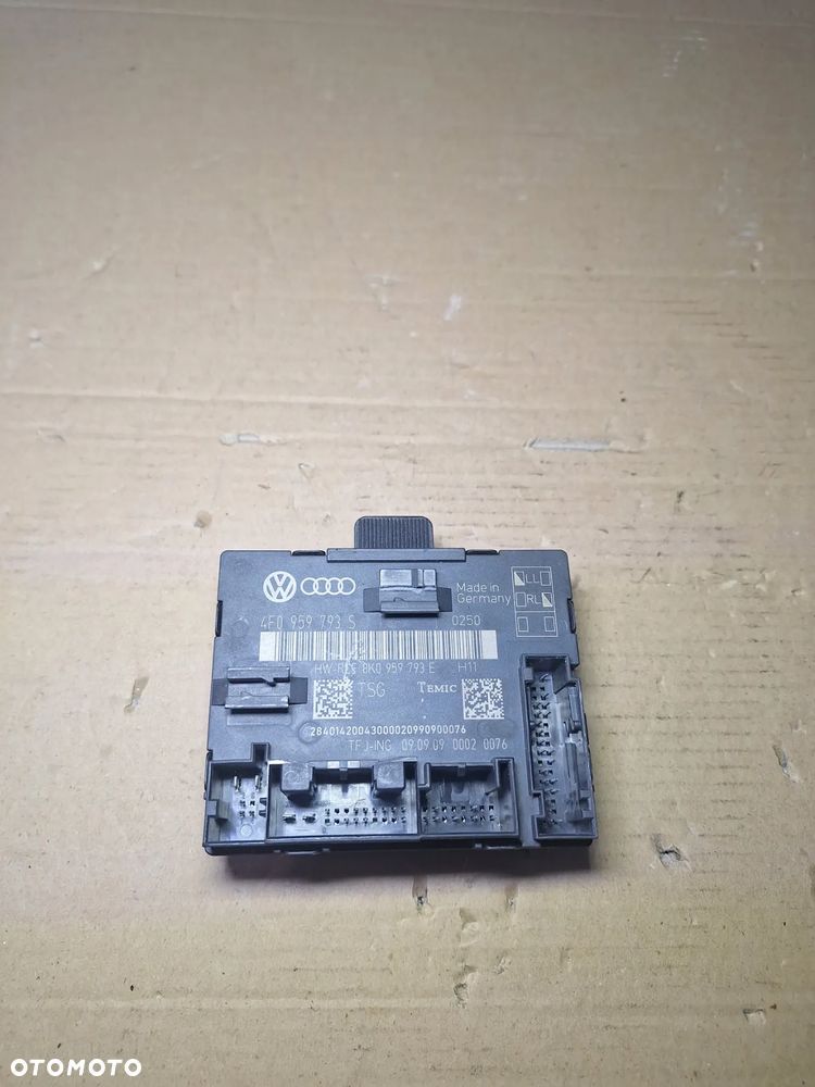 moduł sterownik drzwi AUDI A6 C6 Q7 4L 4F0959793S  (13/13) - 2
