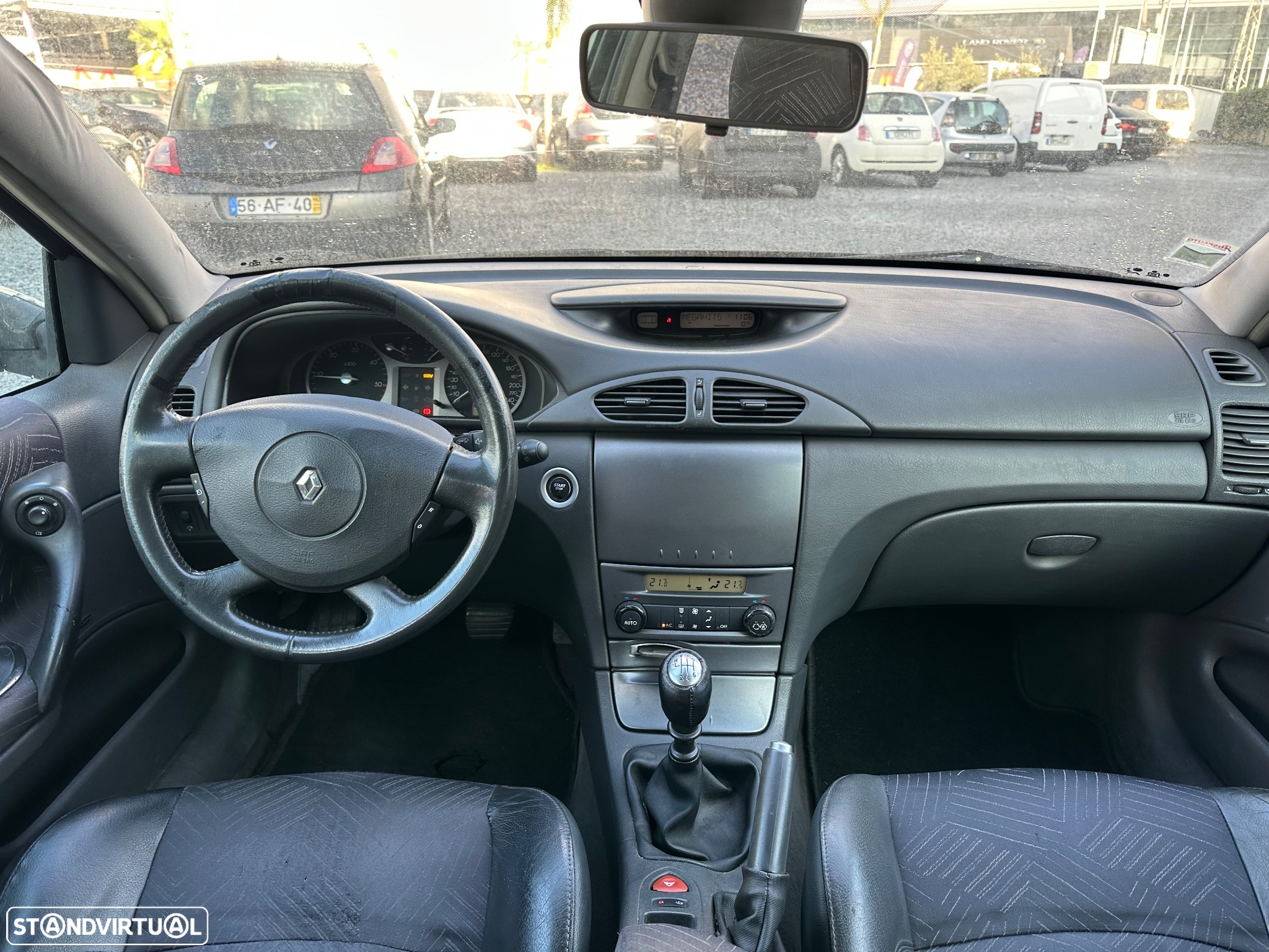 Renault Laguna Break 1.9 dCi Dynamique Luxe - 11