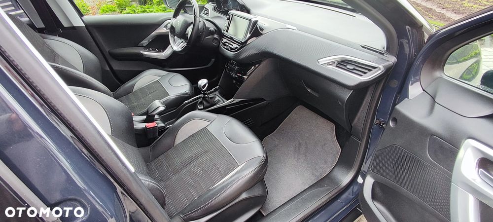 Peugeot 2008 1.2 Pure Tech Crossway S&S - 10