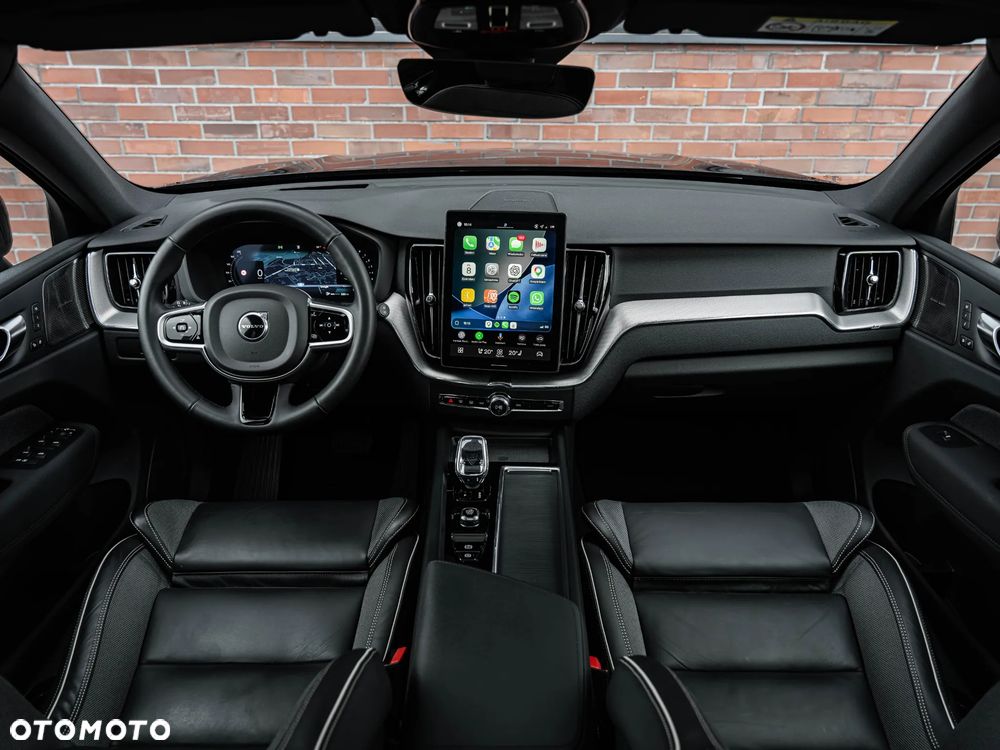 Volvo XC 60 B5 B AWD Plus Dark - 6