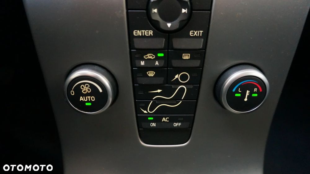 Volvo C30 1.6D Momentum - 23