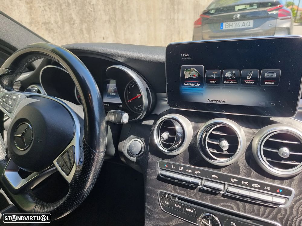 Mercedes-Benz C 300 BlueTEC Hybrid AMG Line - 12