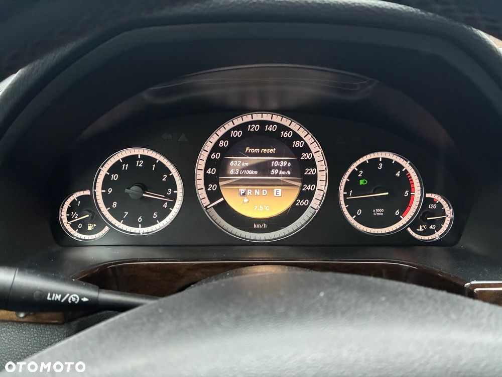 Mercedes-Benz Klasa E - 7