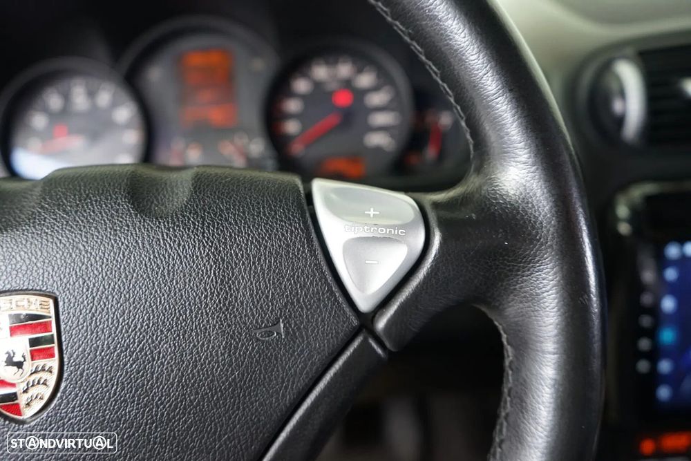 Porsche Cayenne Tiptronic - 24