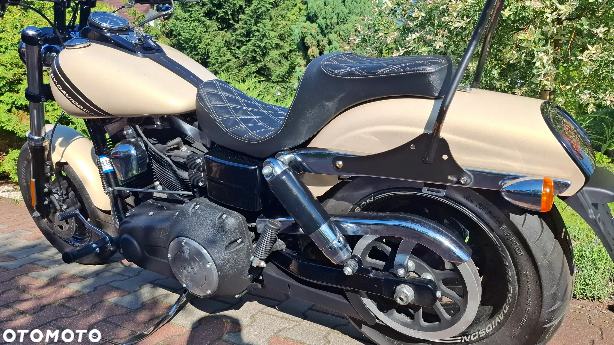 Harley-Davidson Dyna Fat Bob - 15