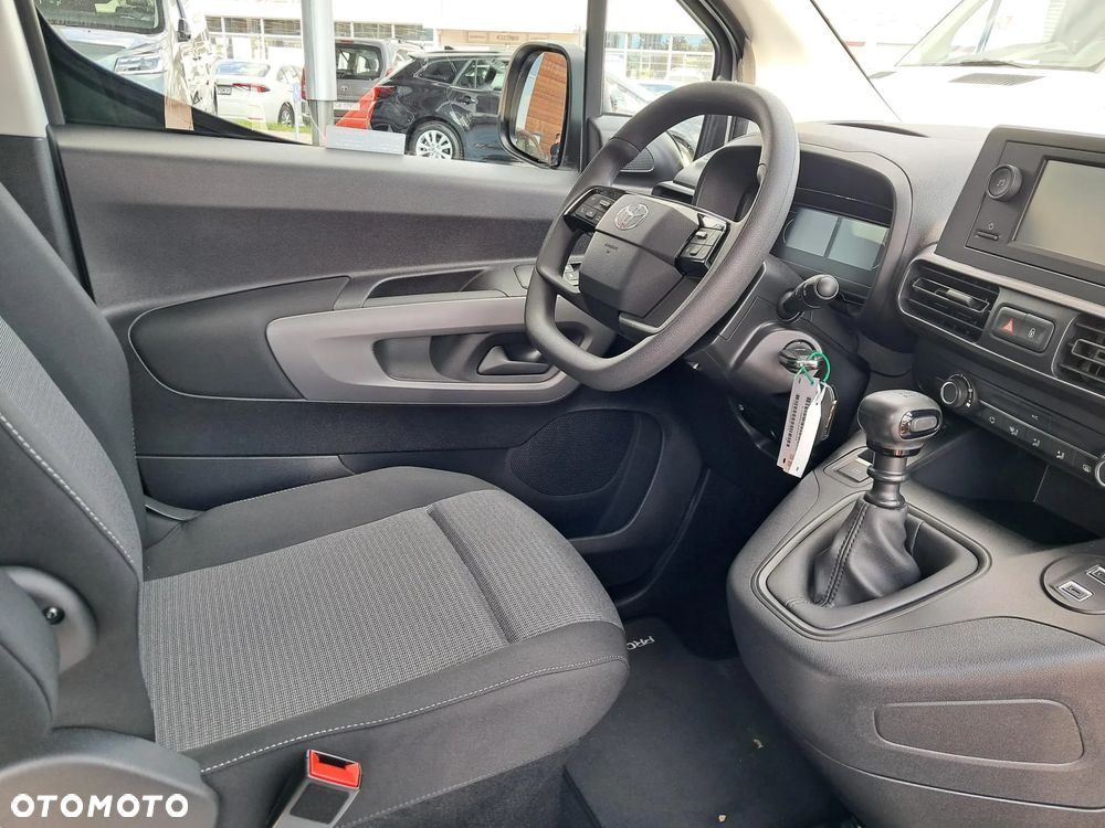 Toyota Proace City Verso 1.5 D-4D Combi - 16