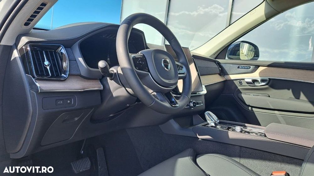 Volvo XC 90 T8 AWD PHEV Plus Dark - 6