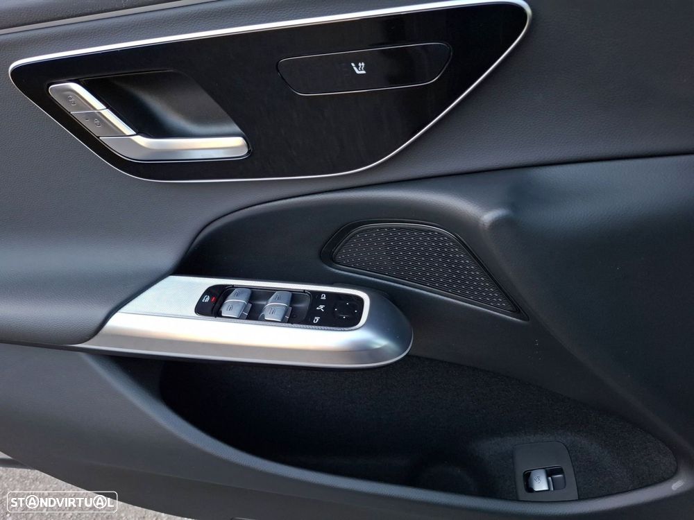 Mercedes-Benz E 220 d - 21