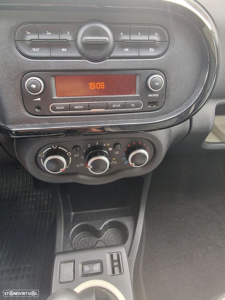 Renault Twingo SCe 70 LIMITED - 9