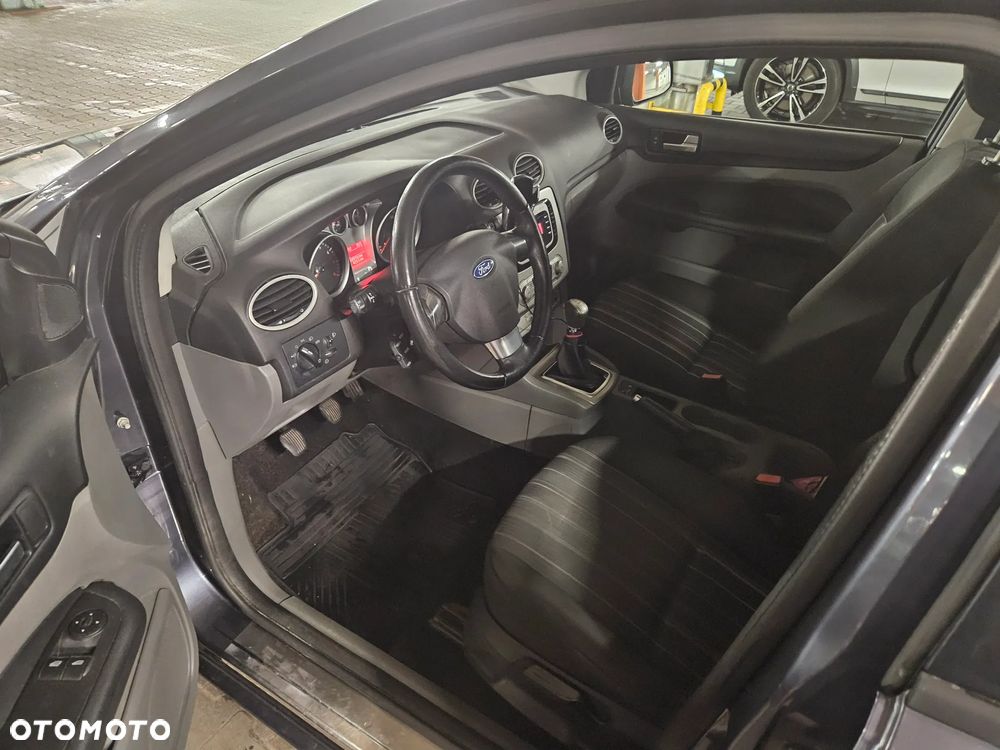 Ford Focus - 9