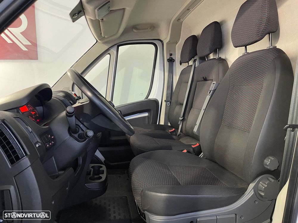 Peugeot Boxer 2.2 BlueHDi 335 L2 CD - 11