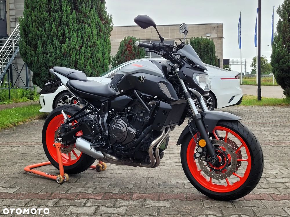 Yamaha MT - 15