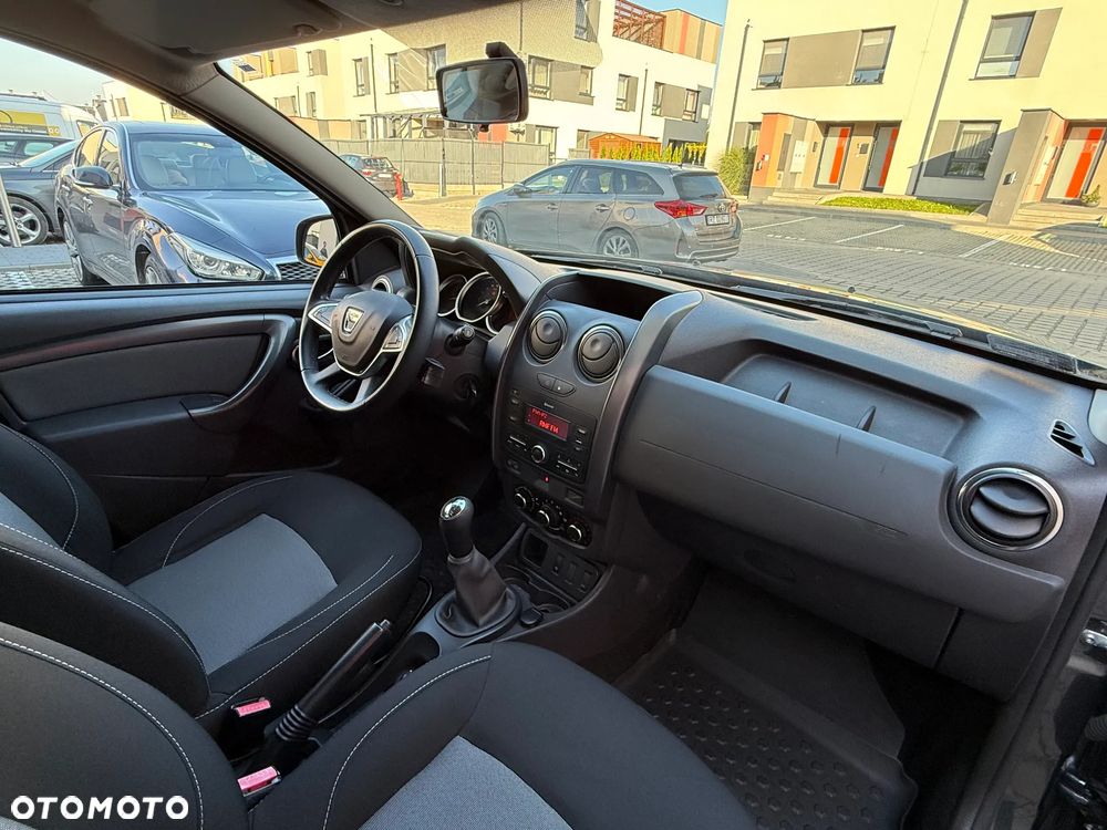 Dacia Duster 1.6 SCe Laureate S&S - 18