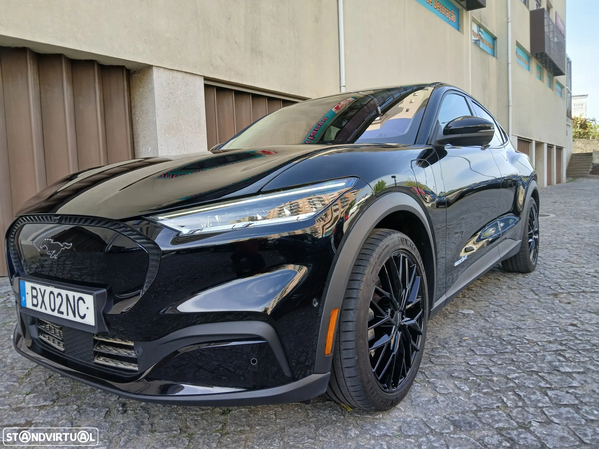Ford Mustang Mach-E 75.7 kWh Premium AWD - 8